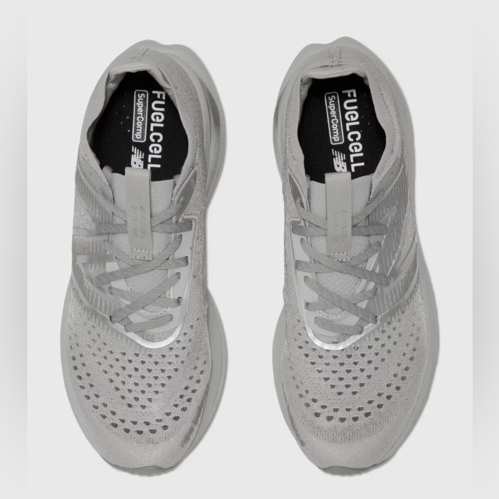 NWOB NEW BALANCE FuelCell SuperComp Trainer - Picture 3 of 10